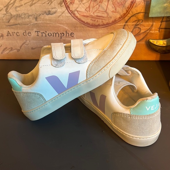 Veja Other - COPY - Veja V-12